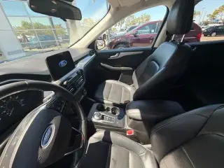 Ford Escape 2022 SEL 4dr SUV