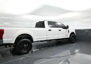 Ford F-250 Super Duty 2019 4x4 XLT 4dr Crew Cab 6.8 ft. SB Pickup