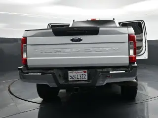 Ford F-250 Super Duty 2019 4x4 XLT 4dr Crew Cab 6.8 ft. SB Pickup