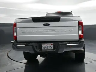 Ford F-250 Super Duty 2019 4x4 XLT 4dr Crew Cab 6.8 ft. SB Pickup