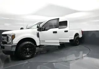 Ford F-250 Super Duty 2019 4x4 XLT 4dr Crew Cab 6.8 ft. SB Pickup