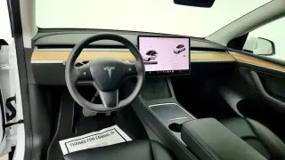 Tesla Model Y 2023 AWD 4dr Crossover