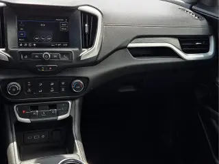 GMC Terrain 2024 AWD SLE 4dr SUV