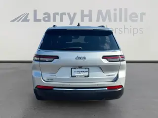 Jeep Grand Cherokee L 2023 4x4 Laredo 4dr SUV