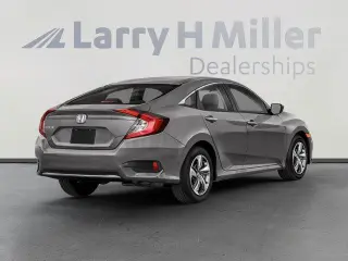 Honda Civic 2019 LX 4dr Sedan CVT