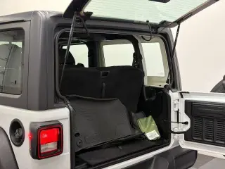 Jeep Wrangler 2022 4x4 Sport 2dr SUV