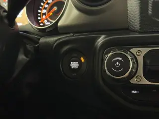Jeep Wrangler 2022 4x4 Sport 2dr SUV