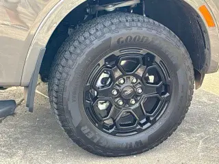 Ford Ranger 2025 4x2 XLT 4dr SuperCrew 5.0 ft. SB