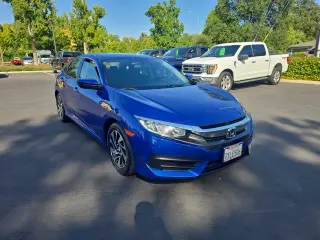 Honda Civic 2017 LX 4dr Sedan CVT