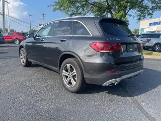 Mercedes-Benz GLC 2022 AWD GLC 300 4MATIC 4dr SUV