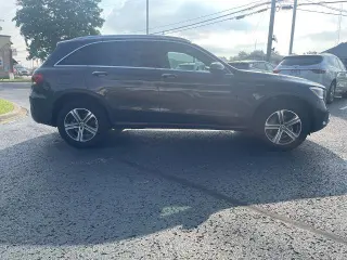 Mercedes-Benz GLC 2022 AWD GLC 300 4MATIC 4dr SUV