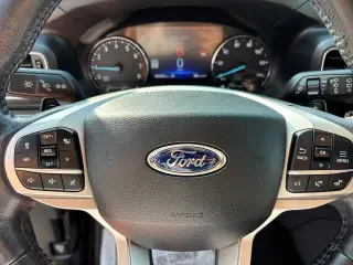 Ford Explorer 2021 AWD XLT 4dr SUV