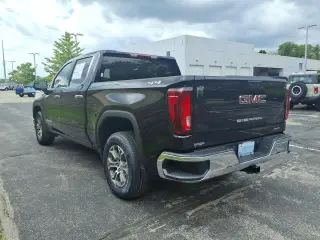 GMC Sierra 1500 2025 4x4 SLT 4dr Crew Cab 5.8 ft. SB