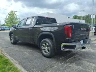 GMC Sierra 1500 2025 4x4 SLT 4dr Crew Cab 5.8 ft. SB