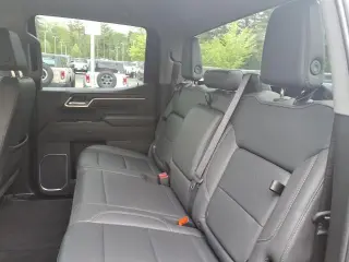 GMC Sierra 1500 2025 4x4 SLT 4dr Crew Cab 5.8 ft. SB
