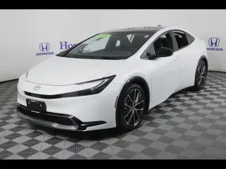 Toyota Prius 2024 XLE 4dr Hatchback