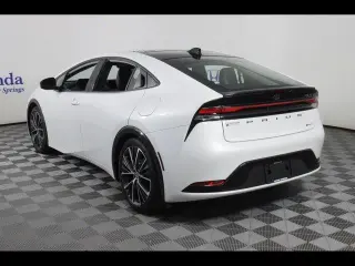Toyota Prius 2024 XLE 4dr Hatchback