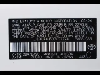 Toyota Prius 2024 XLE 4dr Hatchback