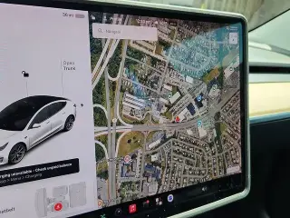 Tesla Model 3 2018 AWD Performance 4dr Fastback