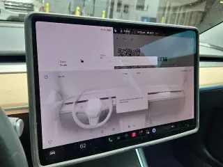 Tesla Model 3 2018 AWD Performance 4dr Fastback