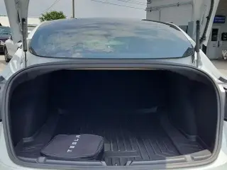 Tesla Model 3 2018 AWD Performance 4dr Fastback