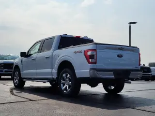 Ford F-150 2022 4x4 Lariat 4dr SuperCrew 6.5 ft. SB
