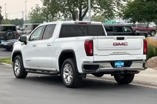 GMC Sierra 1500 Limited 2022 4x4 SLT 4dr Crew Cab 5.8 ft. SB