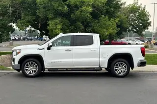 GMC Sierra 1500 Limited 2022 4x4 SLT 4dr Crew Cab 5.8 ft. SB