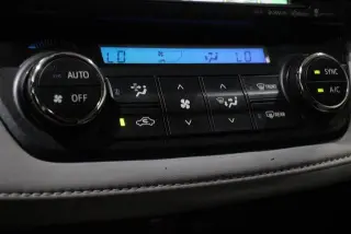 Toyota RAV4 Hybrid 2018 AWD XLE 4dr SUV