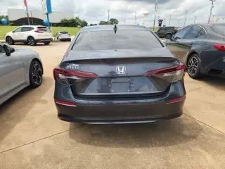 Honda Civic 2025 LX 4dr Sedan