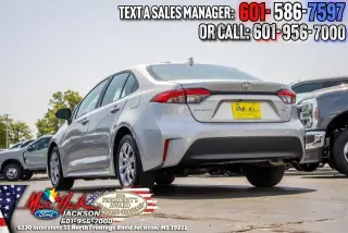 Toyota Corolla 2024 LE 4dr Sedan