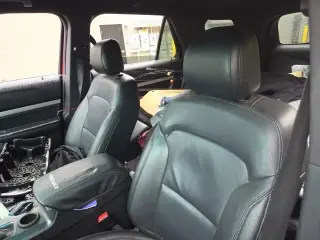 Ford Explorer 2016 XLT 4dr SUV