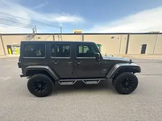 Jeep Wrangler Unlimited 2016 4x4 Sahara 4dr SUV
