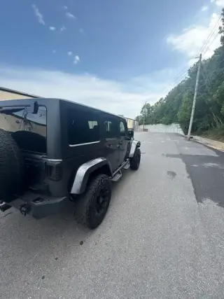 Jeep Wrangler Unlimited 2016 4x4 Sahara 4dr SUV