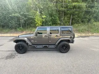 Jeep Wrangler Unlimited 2016 4x4 Sahara 4dr SUV