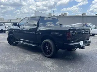 Ram 1500 2014 4x4 Express 4dr Crew Cab 5.5 ft. SB Pickup