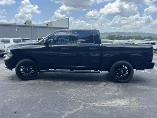 Ram 1500 2014 4x4 Express 4dr Crew Cab 5.5 ft. SB Pickup