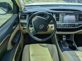 Toyota Highlander 2018 Limited 4dr SUV