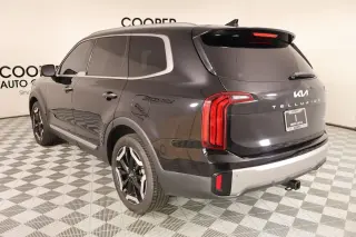 Kia Telluride 2023 AWD S 4dr SUV