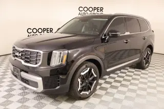 Kia Telluride 2023 AWD S 4dr SUV
