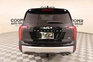 Kia Telluride 2023 AWD S 4dr SUV