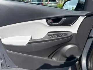 Hyundai KONA 2023 SEL 4dr Crossover