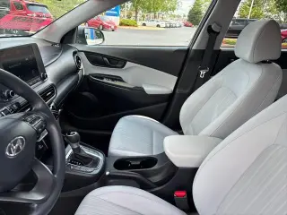 Hyundai KONA 2023 SEL 4dr Crossover