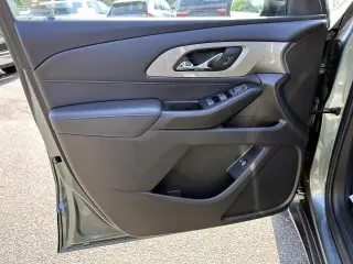 Chevrolet Traverse 2023 4x4 LT Cloth 4dr SUV