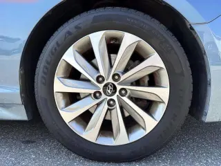 Hyundai SONATA 2017 Sport 4dr Sedan