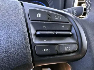 Hyundai VENUE 2023 Limited 4dr Crossover