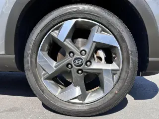 Hyundai VENUE 2023 Limited 4dr Crossover