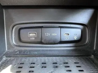 Hyundai VENUE 2023 Limited 4dr Crossover