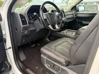 Ford Expedition MAX 2021 4x4 Platinum 4dr SUV