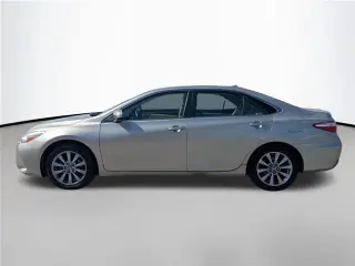 Toyota Camry 2017 XLE 4dr Sedan